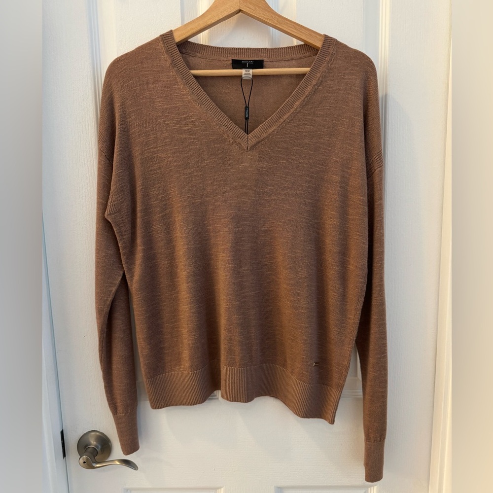 NWT Tahari V Neck Cocoa Linen Knit Sweater
